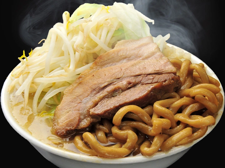 らぁめん大山（たいざん） 噛む麺!大麺