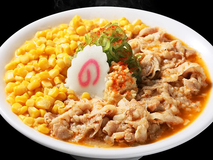 豚骨味噌ラーメンじゃぐら高円寺 肉煮込みバター生姜味噌ラーメン